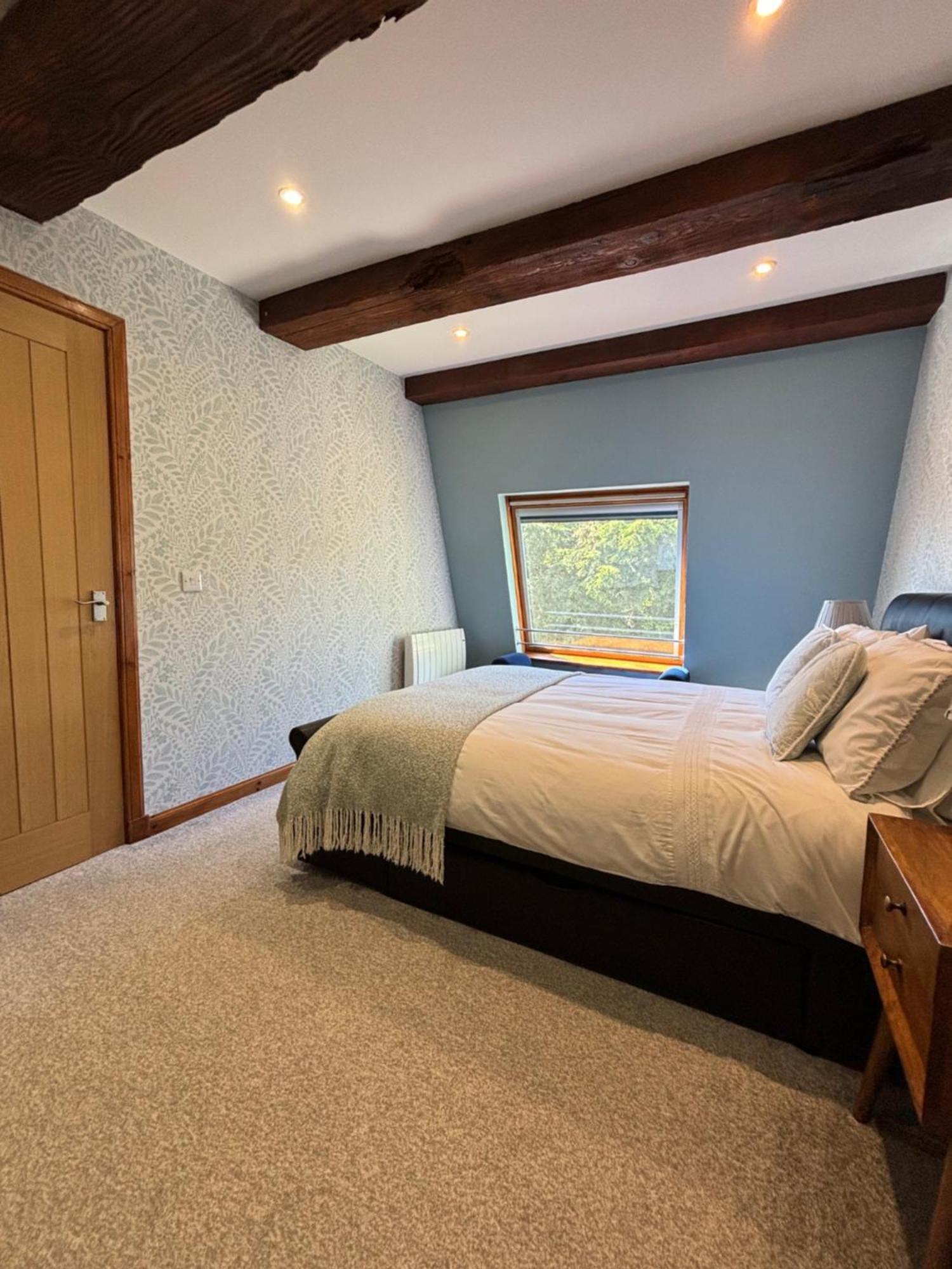 Апартаменты Cosy Coastal Hideaway With Incredible Sea Views Фортроз Экстерьер фото
